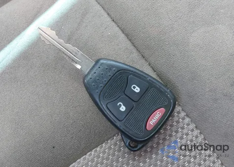 2013 Jeep Compass Sport из США, поврежденный, VIN 1C4NJCBB1DD168683